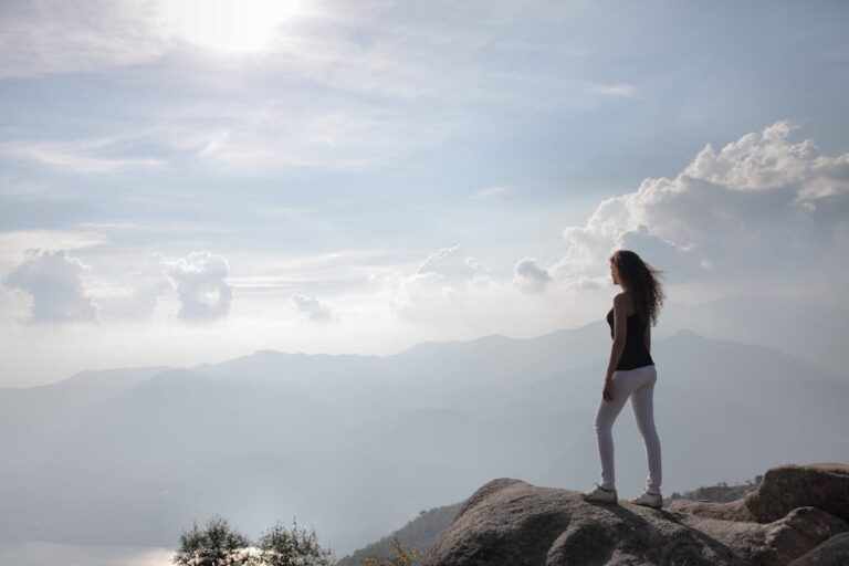 47+ Powerful Affirmations to Boost Your Daily Confidence