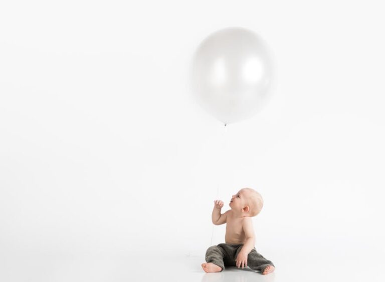 47+ Adorable Baby Bump Captions for Perfect Pregnancy Photos