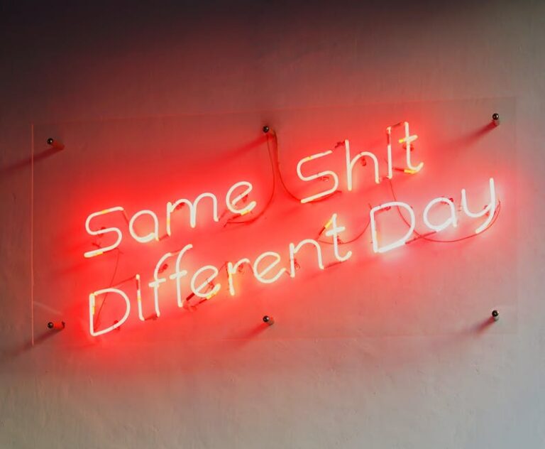 47+ Hilarious Friendship Quotes to Perfect Your Funny Friends Aesthetic