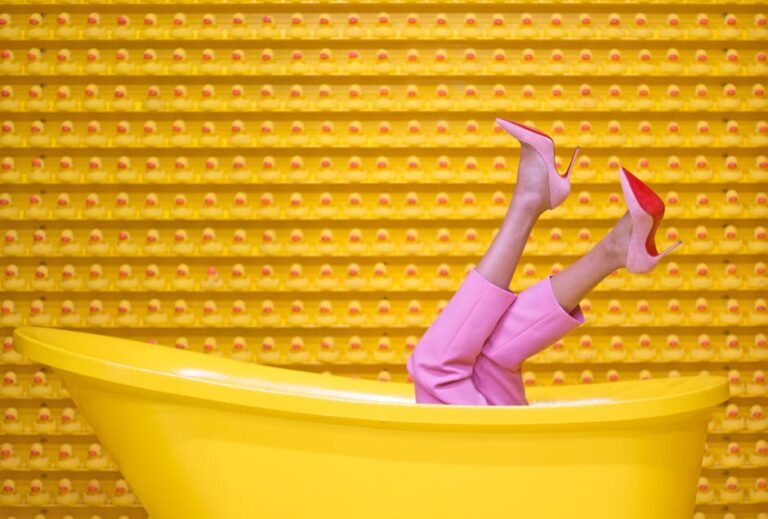 47+ Perfect Art Captions for that Artistic Aesthetic