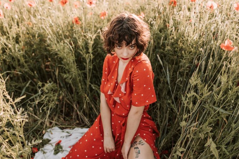 47+ Best Summer Outfit Captions to Show Your Summery Dress Vibes