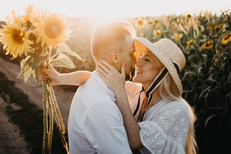 47+ Kissing Captions for that Romantic Aesthetic