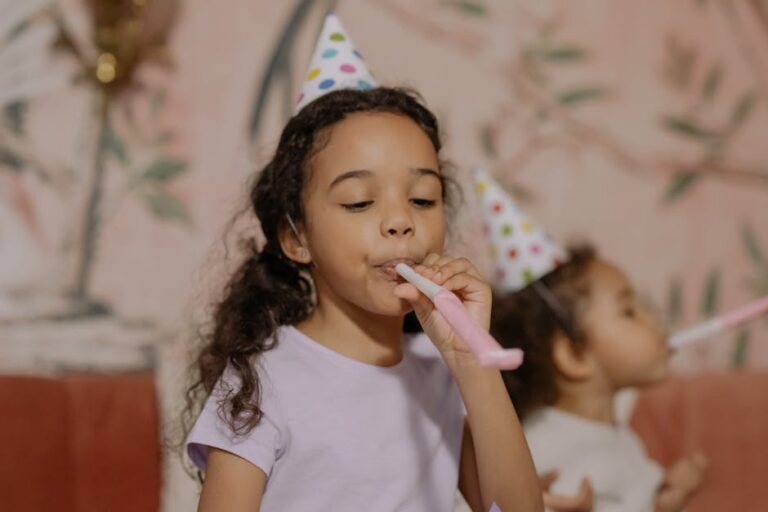 10 Heartfelt Birthday Wishes for Your Sister That Will Make Her Smile All Day