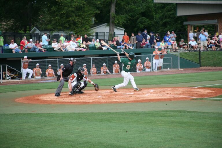 47+ Home Run Baseball Captions for Instagram Game Time