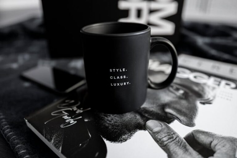 47+ Stunning Black and White Captions for Instagram to Perfect That Stark Vibe